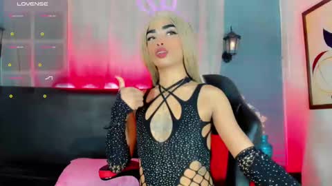Gisel online show from 03-06-25, 04:52