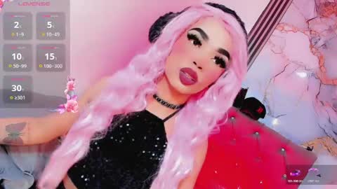 Snapshot of gisele_fox chatting on 05-16-26, 08:07 Gisel online show from 05-16-26, 08:07