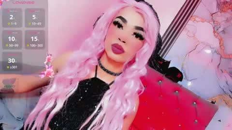 Snapshot of gisele_fox chatting on 05-16-26, 08:18 Gisel online show from 05-16-26, 08:18