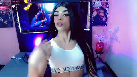 Snapshot of gisele_fox chatting on 05-31-26, 05:31 Gisel online show from 05-31-26, 05:31