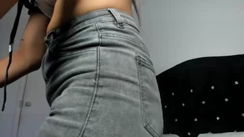 Gisell online show from 06-11-26, 01:20