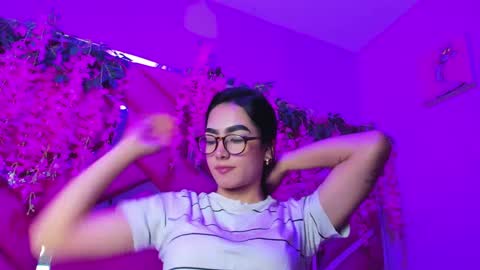 Snapshot of gisell_squirt chatting on 10-14-25, 12:50 gisell_squirt online show from 10-14-25, 12:50