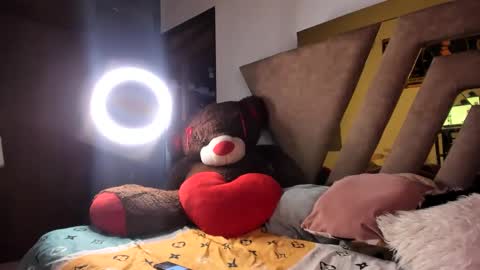 Snapshot of giselreyes1 chatting on 12-02-25, 08:48 . Gisel Reyes . online show from 12-02-25, 08:48