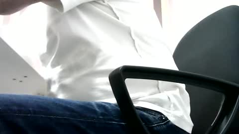 Snapshot of gitano691 chatting on 05-08-26, 10:20 gitano691 online show from 05-08-26, 10:20