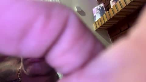Snapshot of gitanomadrid chatting on 09-22-25, 03:30 gitanomadrid online show from 09-22-25, 03:30