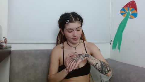 Giulietta online show from 07-16-26, 04:07