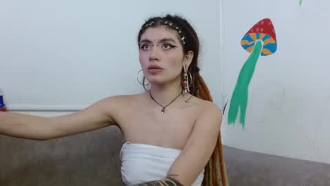 Giulietta online show from 08-04-26, 02:48