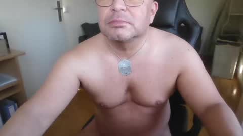 Snapshot of giulio203 chatting on 12-29-24, 10:23 giulio203 online show from 12-29-24, 10:23