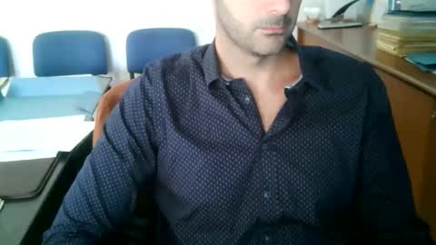 giuseppevai1 online show from 10-02-25, 10:33