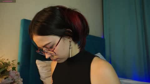 Agness online show from 10-17-25, 02:52