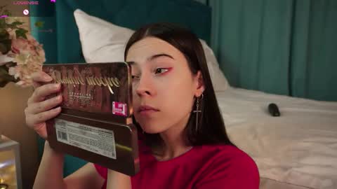 Snapshot of gizefto chatting on 03-13-26, 02:45 Agness online show from 03-13-26, 02:45