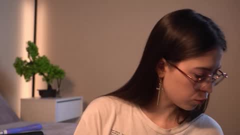 Snapshot of gizefto chatting on 03-17-26, 04:21 Agness online show from 03-17-26, 04:21