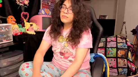 glaceon9 online show from 10-08-25, 10:02