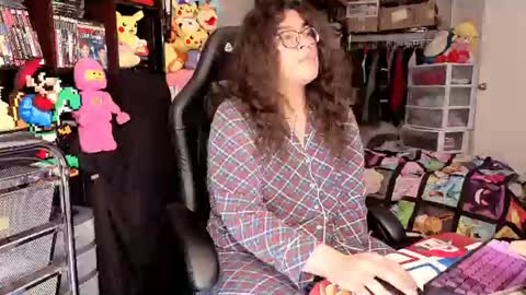 glaceon9 online show from 06-11-26, 02:53