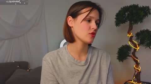 Snapshot of gladysacreman chatting on 02-22-25, 06:17 Michelle online show from 02-22-25, 06:17