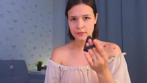 Snapshot of gladysacreman chatting on 09-21-25, 03:08 Michelle online show from 09-21-25, 03:08