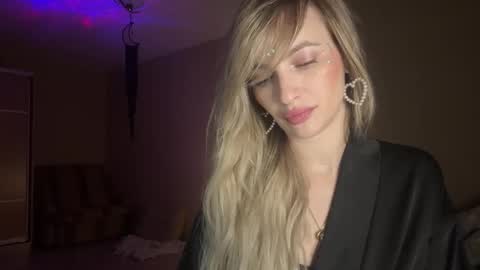 glamour_rogue online show from 12-21-25, 10:28