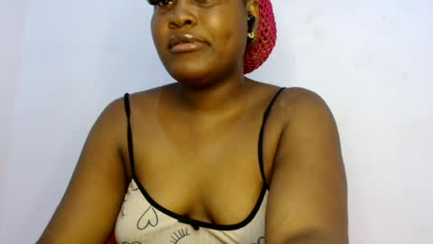Snapshot of glamslut8 chatting on 07-15-26, 08:41 sweet girl online show from 07-15-26, 08:41
