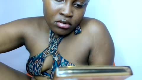Snapshot of glamslut8 chatting on 07-28-26, 06:42 sweet girl online show from 07-28-26, 06:42