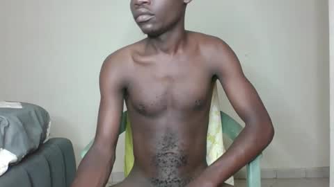 Snapshot of glane_ chatting on 10-27-25, 03:10 James online show from 10-27-25, 03:10