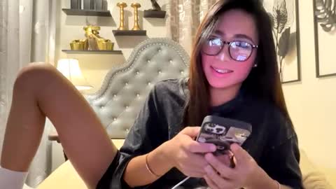gleiahong online show from 06-07-26, 12:42