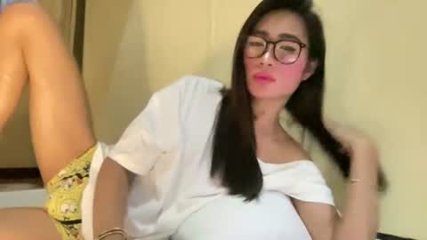 gleiahong online show from 06-14-26, 05:04