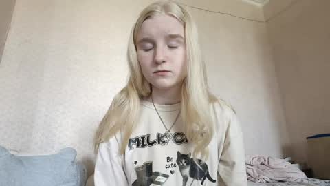 Laura online show from 04-16-26, 09:32