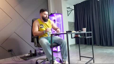 Matthew .. for short call me Matt online show from 12-19-24, 10:02