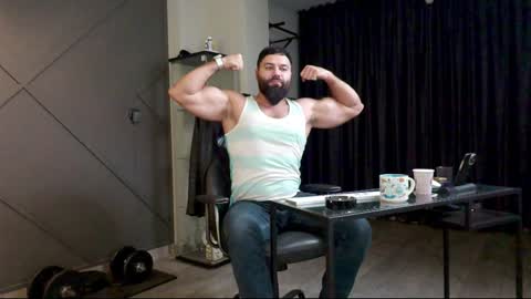 Matthew .. for short call me Matt online show from 12-22-24, 04:50