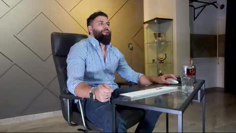 Matthew .. for short call me Matt online show from 02-22-25, 11:35