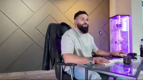 Matthew .. for short call me Matt online show from 03-02-25, 10:45