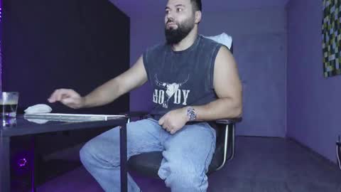 Matthew .. for short call me Matt online show from 12-22-25, 05:48