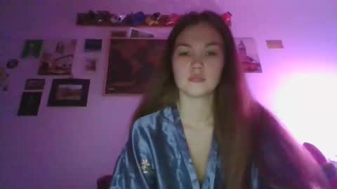 glitter_doll online show from 01-04-25, 02:56