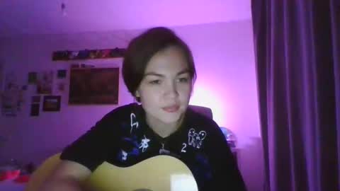 glitter_doll online show from 01-15-25, 09:41