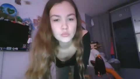 glitter_doll online show from 01-18-25, 05:15