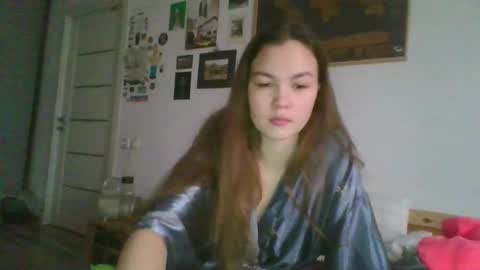 glitter_doll online show from 01-22-25, 09:46