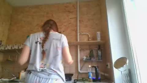 glitter_doll online show from 02-28-25, 11:47