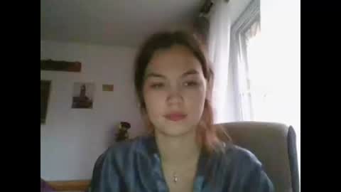 glitter_doll online show from 03-04-25, 11:19