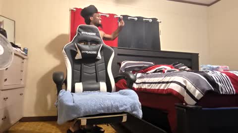 glomightyj online show from 05-20-26, 10:16