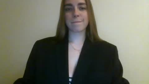 gloria954807 online show from 06-17-26, 08:54