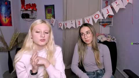 gloria_flower_ online show from 02-13-26, 01:40