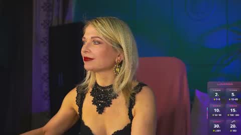 Snapshot of gloria_lovely chatting on 06-23-26, 10:35 Gloria online show from 06-23-26, 10:35