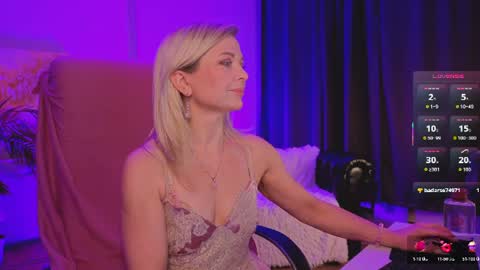 Snapshot of gloria_lovely chatting on 07-07-26, 11:14 Gloria online show from 07-07-26, 11:14