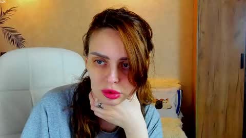 Gloria Wood online show from 05-10-26, 03:17