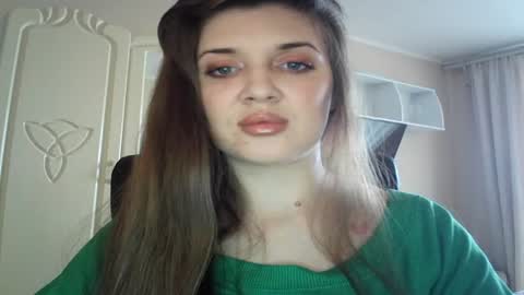 Snapshot of gloriashine chatting on 03-10-25, 09:21 gloriashine online show from 03-10-25, 09:21