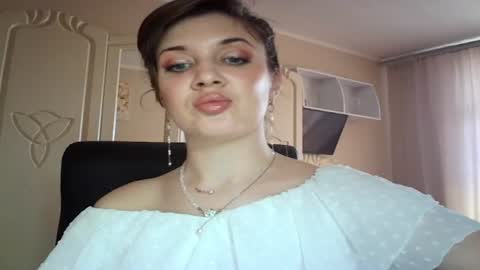 Snapshot of gloriashine chatting on 03-12-25, 10:16 gloriashine online show from 03-12-25, 10:16