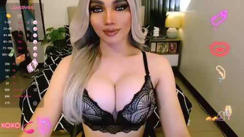 Snapshot of glorious_kim chatting on 01-23-25, 06:17 Kim - DONT FORGET TO FOLLOW AND GIME THUMBS UP online show from 01-23-25, 06:17