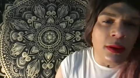 Glow Goddess online show from 10-05-25, 09:29