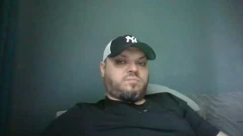 Snapshot of glusgan chatting on 04-15-26, 07:59 Your boy online show from 04-15-26, 07:59
