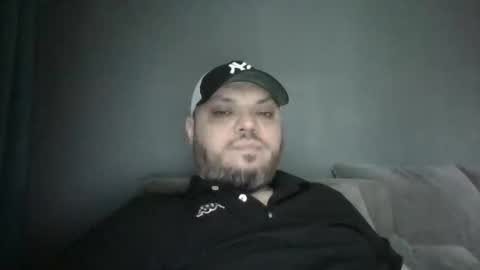 Snapshot of glusgan chatting on 04-21-26, 06:52 Your boy online show from 04-21-26, 06:52